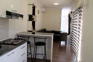 Кемпинги Super Cozy Container Home Габала Дом с 1 спальней-4